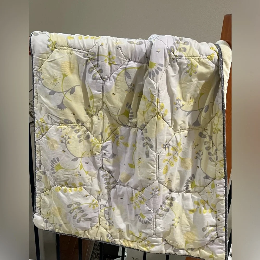 Nature-Inspired CARTERS PATCHWORK BABY Quilted CRIB QUILT: 32”X 41”